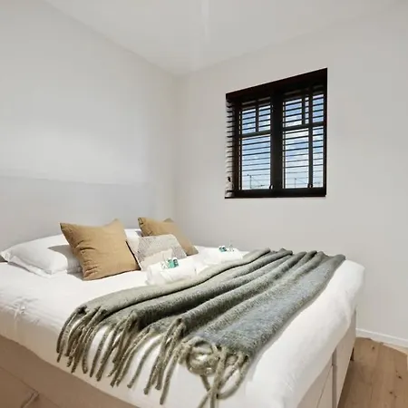 Apartmán Luxury 2 Bedroom In City Of *