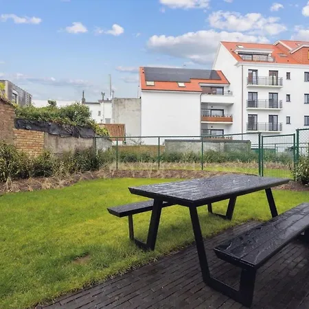 Luxury 2 Bedroom In City Of