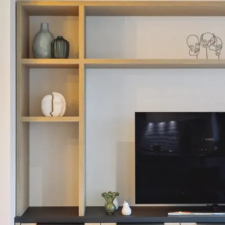 Luxury 2 Bedroom In City Of *